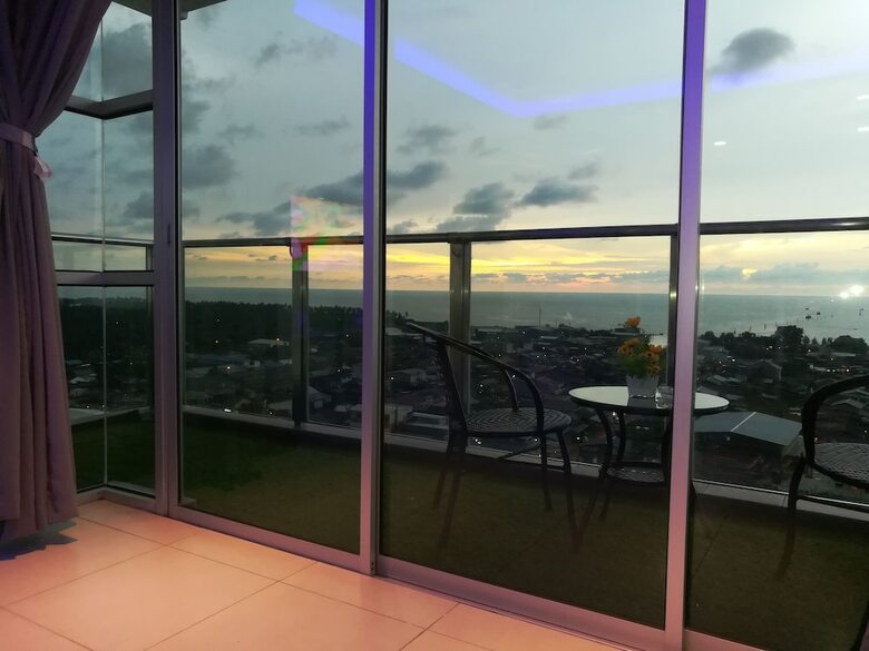 Hotel Sekinchan Seaview Homestay