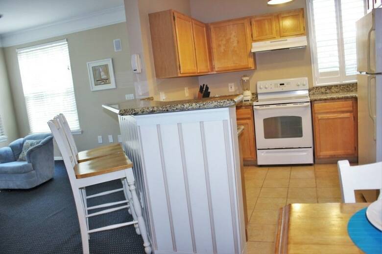 Runaway Beach Club 9103 - Three Bedroom Condo