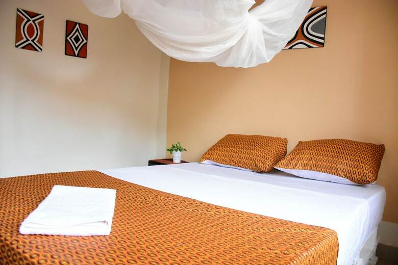Bed & Breakfast Tea House Bis