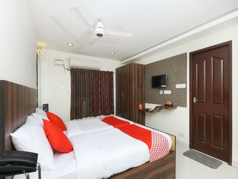 Hotel Oyo Flagship 559 Velachery Railway Station