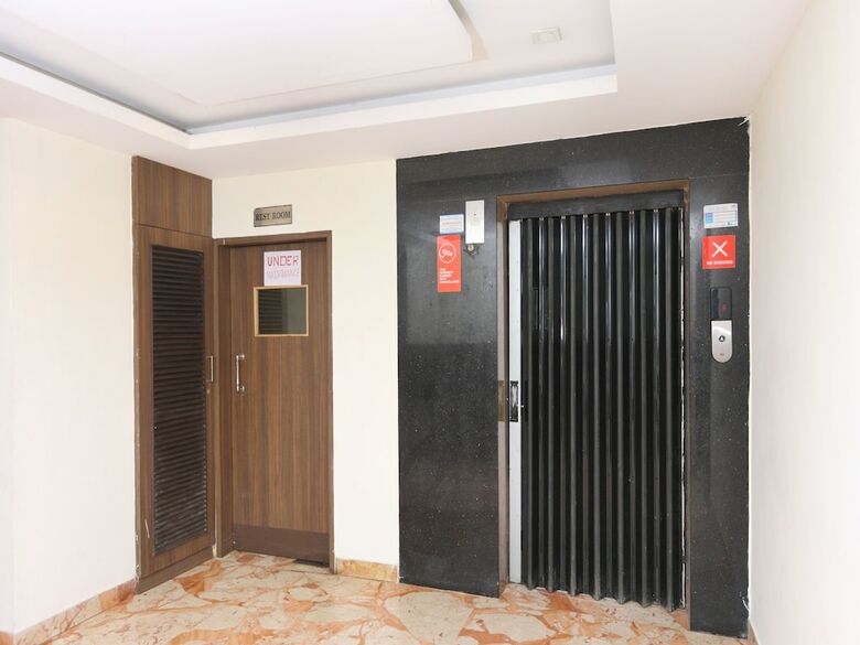 Hotel Oyo Flagship 559 Velachery Railway Station