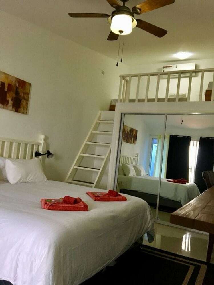 Hotel The Beachhouse