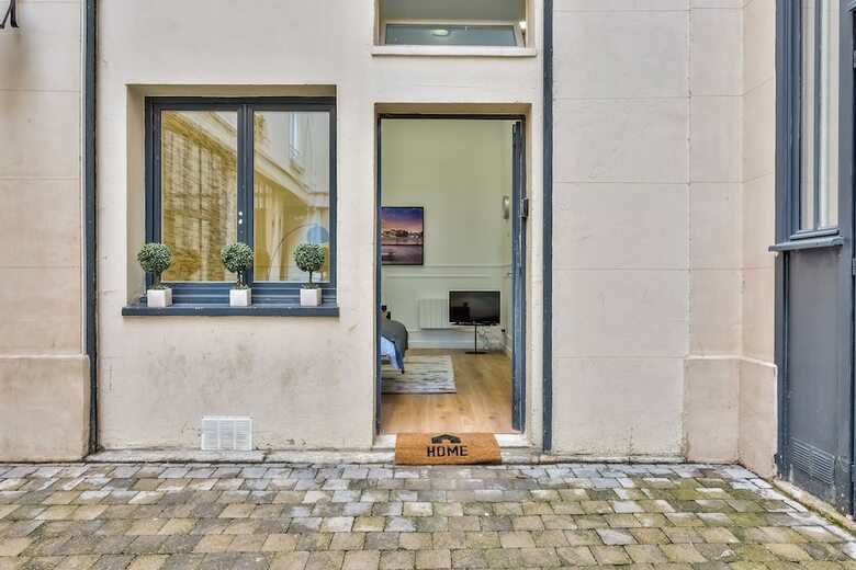 Apartamento 05 - Designed Parisian Flat