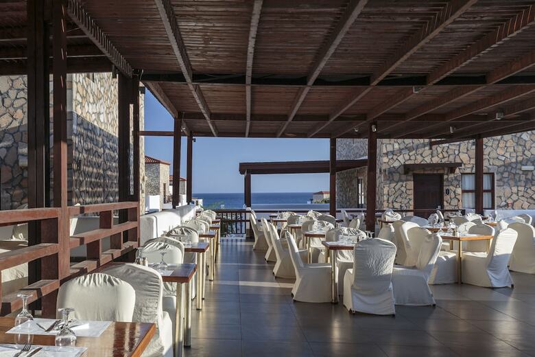 Hotel Costa Lindia Beach
