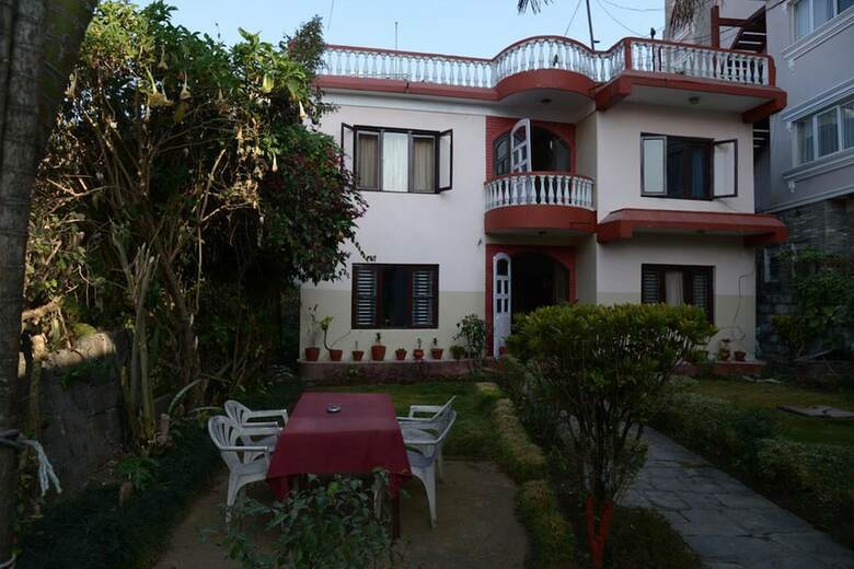 Hotel Nepali Cottage Guest House