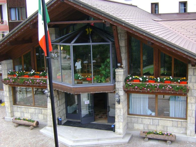 Hotel Bella Italia & Efa Village