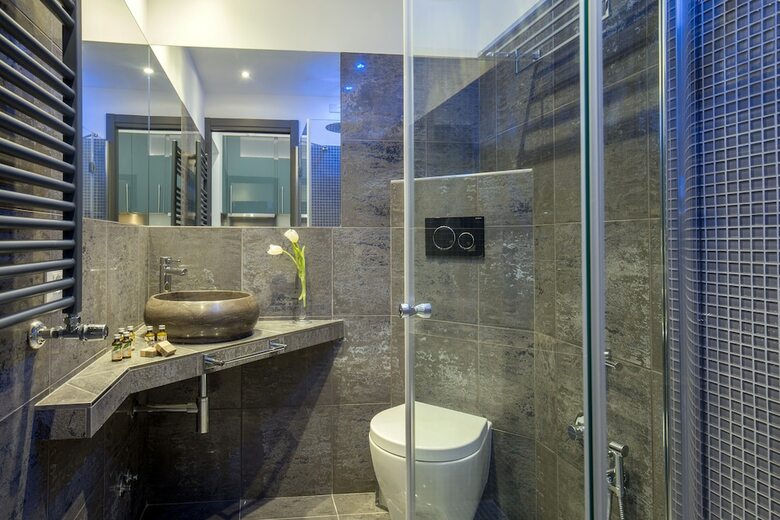 Hotel Gcf Luxury Suites, Guest House