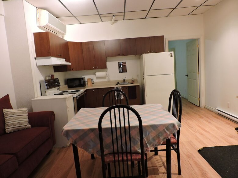 Apartment On Lambert Street