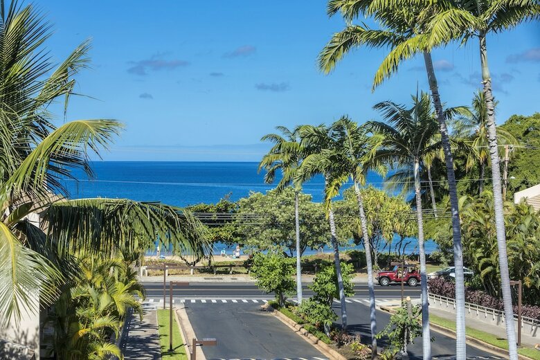 Maui Banyan - Maui Condo & Home
