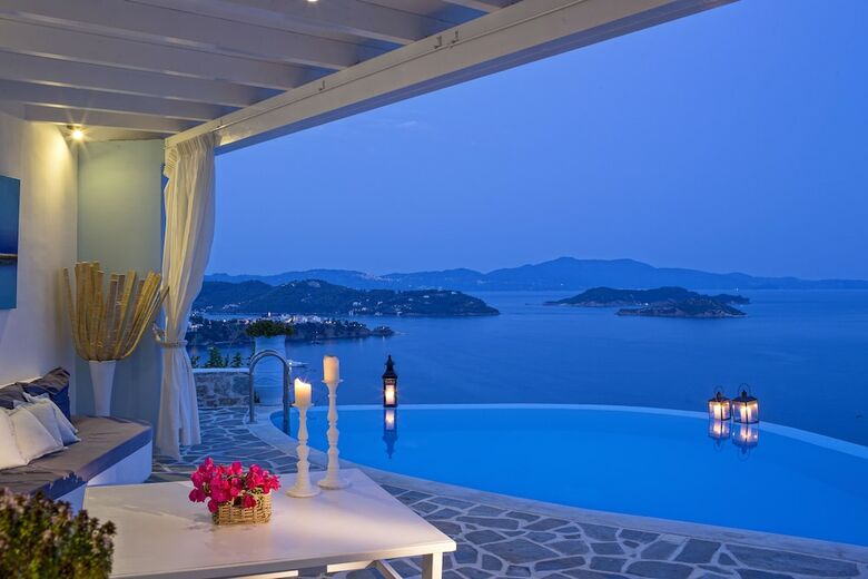 Kivo Art & Gourmet Hotel