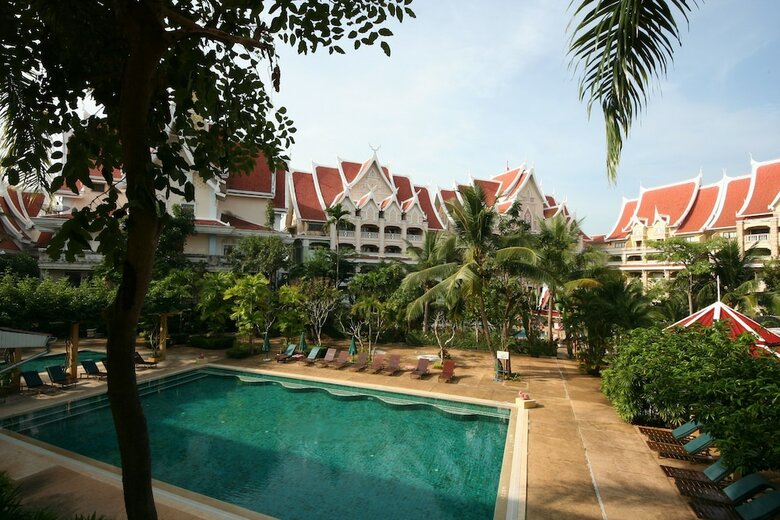 Hotel Aonang Ayodhaya Beach Resort
