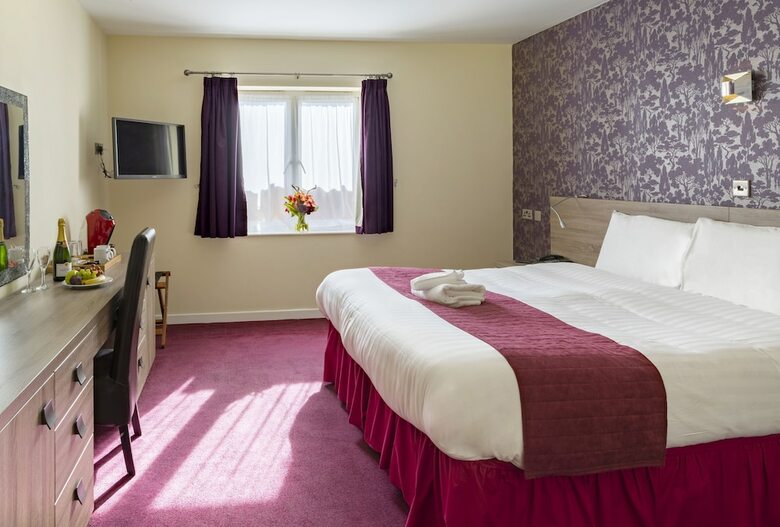 Hotel Hitchin Priory