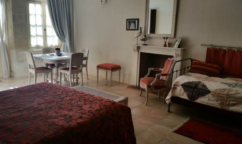 Bed & Breakfast La Rocheli�re