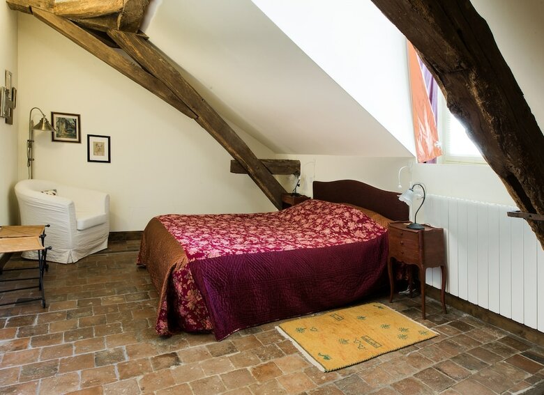 Bed & Breakfast La Rocheli�re