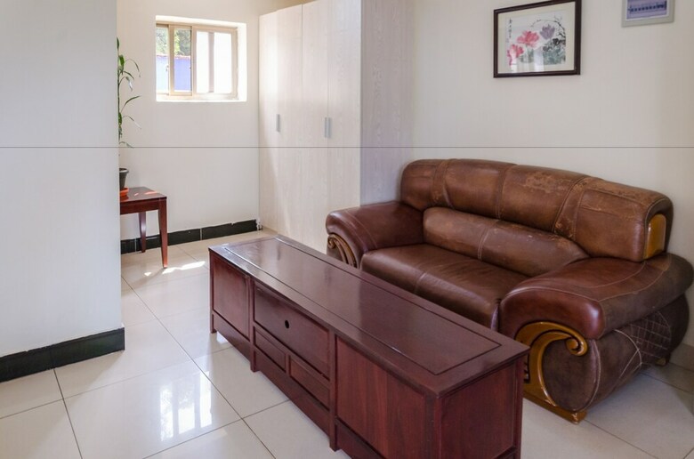 Hotel Nanjing Restaurant & Motel