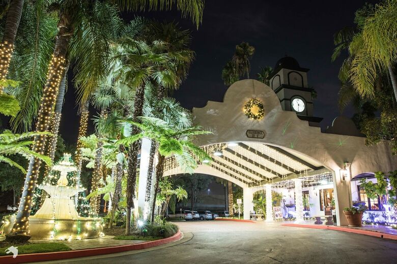 Vanllee Hotel And Suites