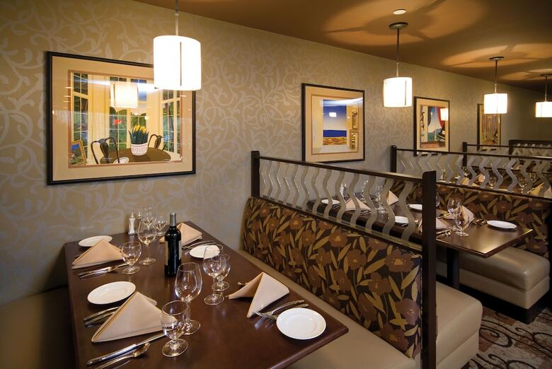 Hotel Crowne Plaza Indianapolis Airport