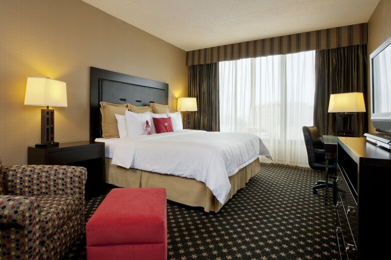 Hotel Crowne Plaza Indianapolis Airport