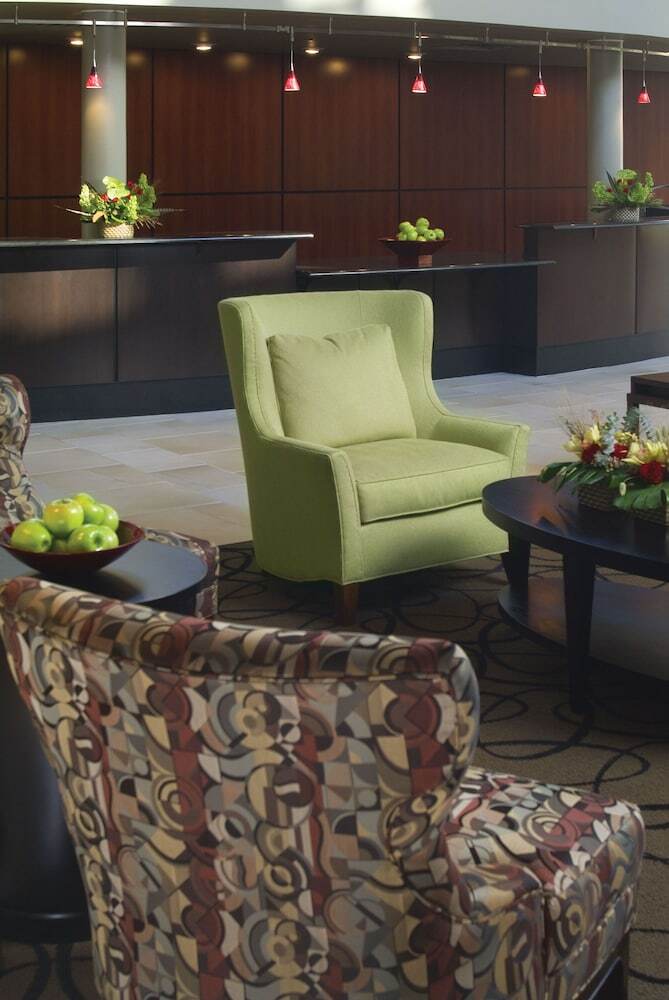 Hotel Crowne Plaza Indianapolis Airport