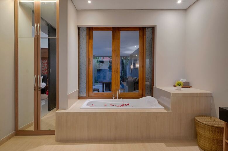Bed & Breakfast Nadira Bali Resort & Villa