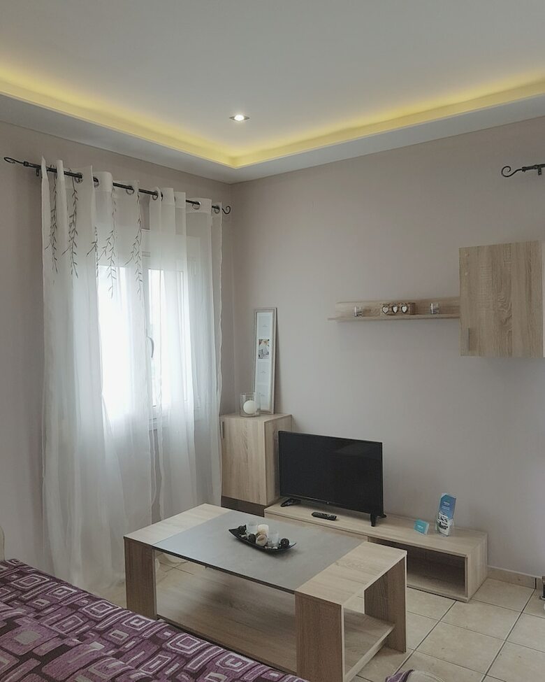 Nina Apartments