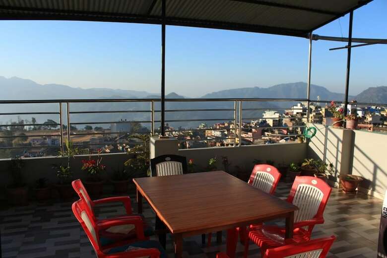 Bed & Breakfast Natures Treat Homestay