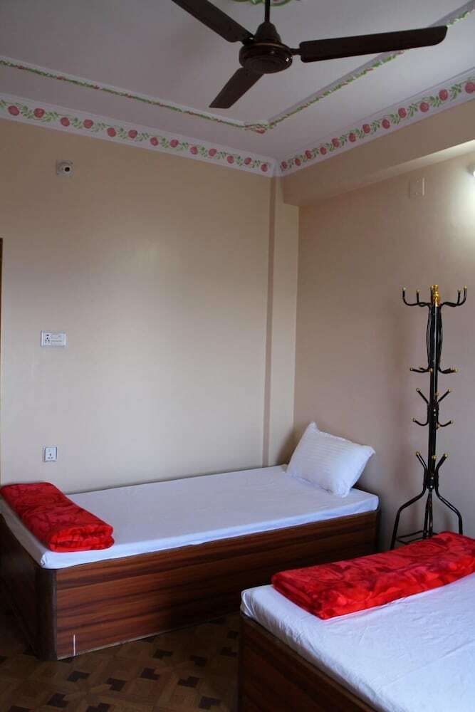 Bed & Breakfast Natures Treat Homestay