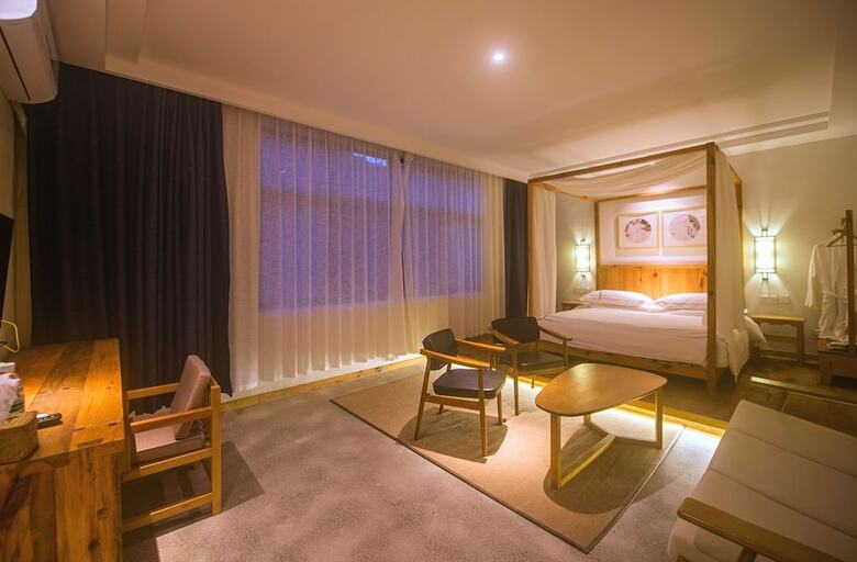 Ru Village Hotel