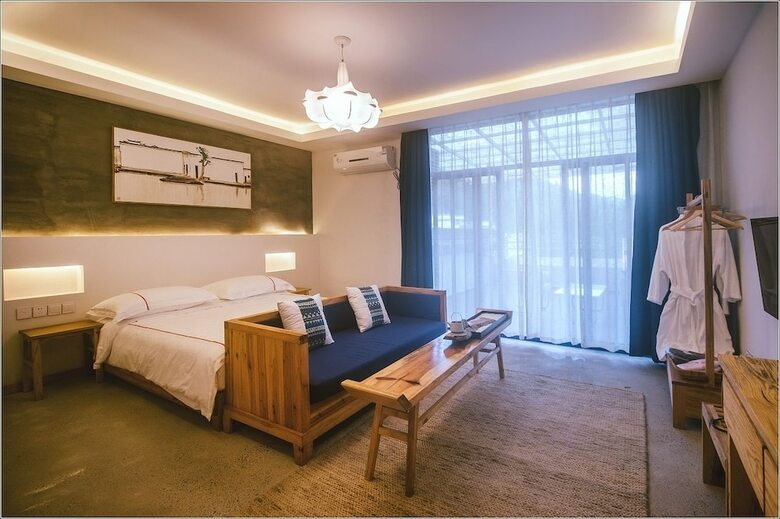 Ru Village Hotel