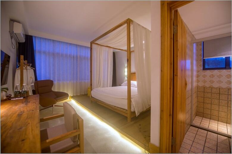 Ru Village Hotel