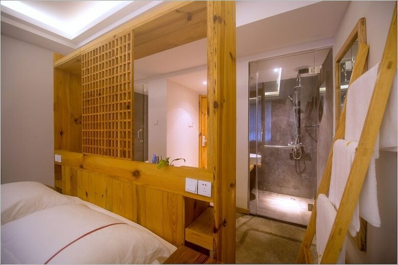 Ru Village Hotel