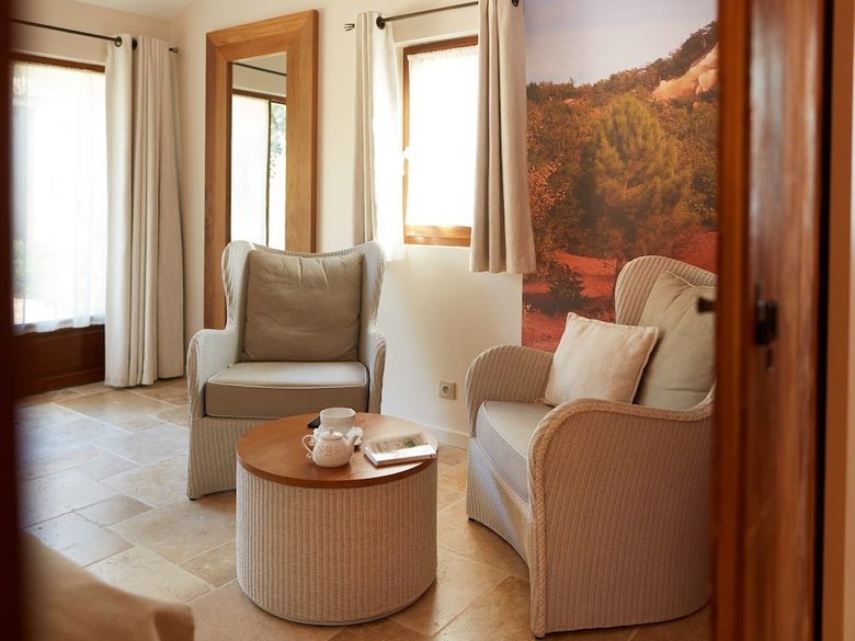 Hotel Chambres D'h�te Les Mazets Du Luberon
