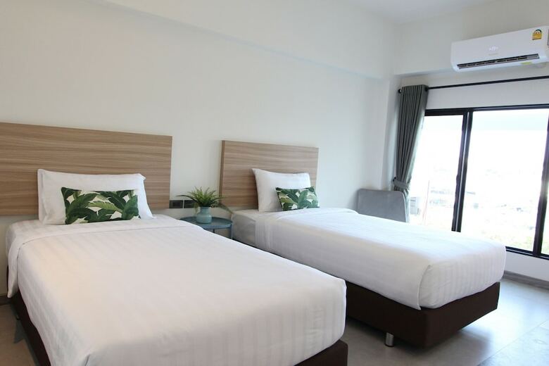 M Grand Hotel