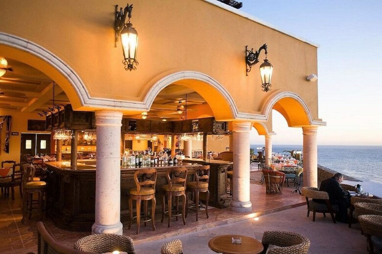 Paradise Family Suite @ Cabo San Lucas