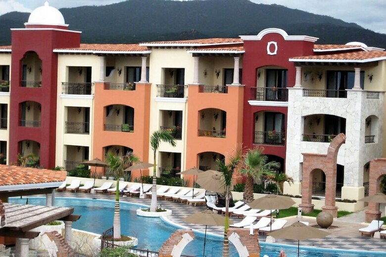 Paradise Family Suite @ Cabo San Lucas