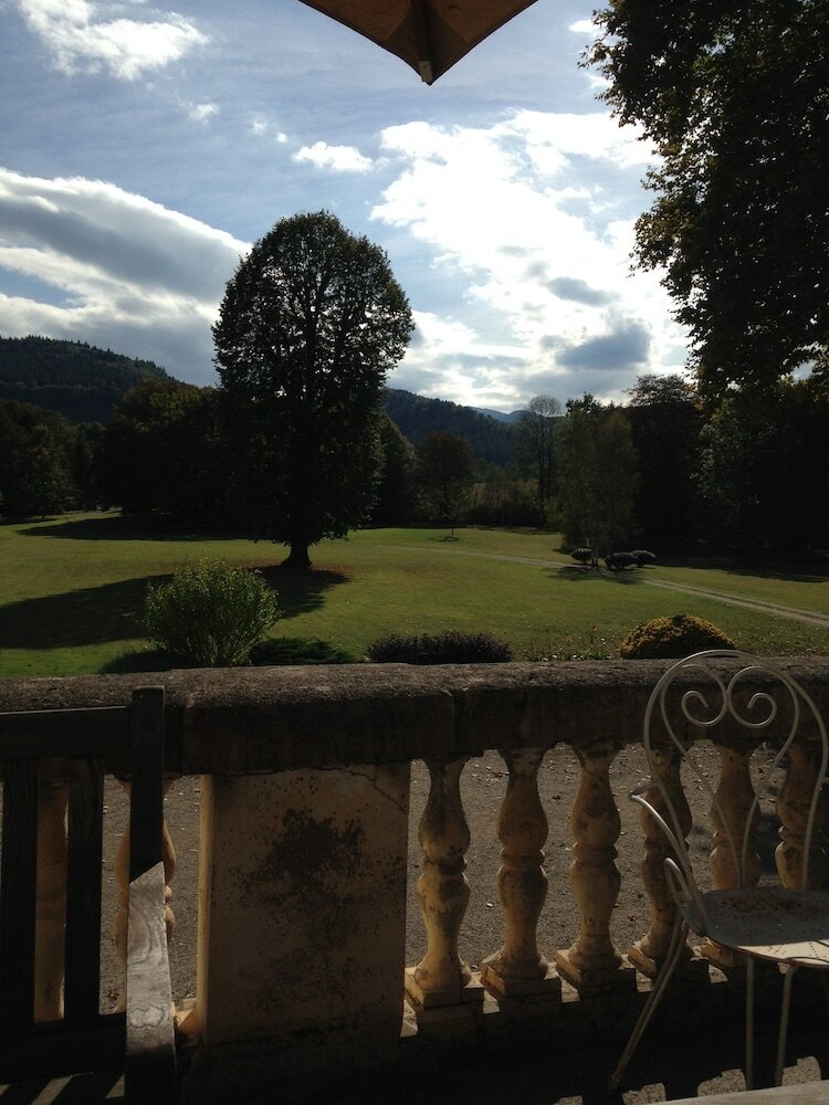 Bed & Breakfast Chateau Du Val Larbont