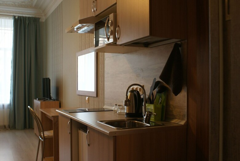 Apart33