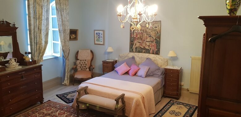 Hotel G�te Et Chambres D'h�tes Saint Roch