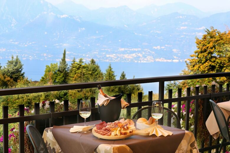 Hotel Costabella