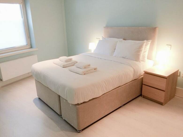 Apartamentos 2 Bedroom Home With Private Patio