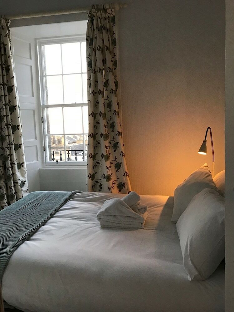 Apartamentos Georgian 3 Bedroom New Town Flat