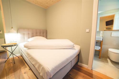 Hotel Historischer Dorfgasthof Hirsch