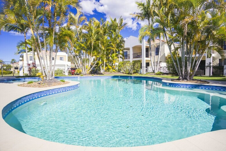 Casablanca At Hope Island Resort