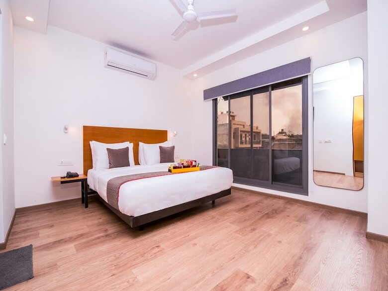Hotel Oyo Townhouse 023 Cr Park