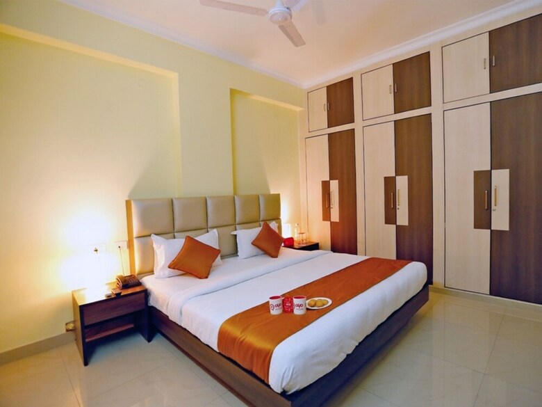 Hotel Cyber Heights