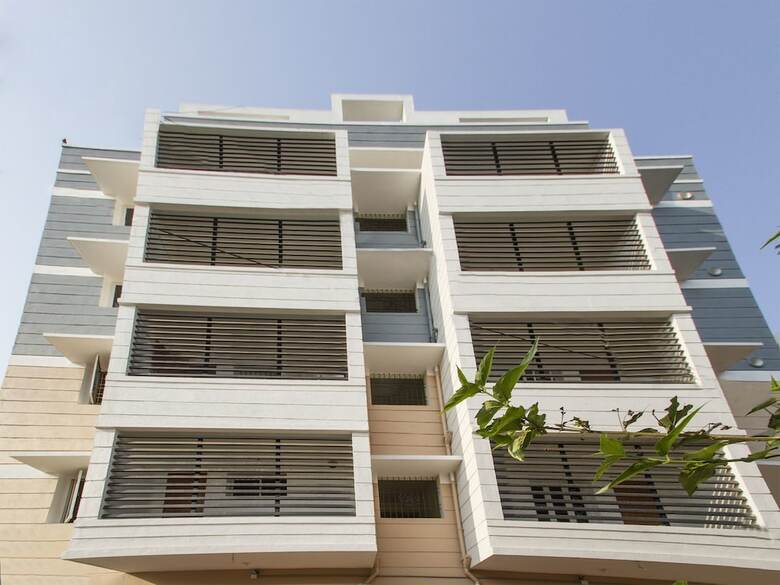 Apartamentos Oyo 13036 Home Spacious 2bhk Ecr