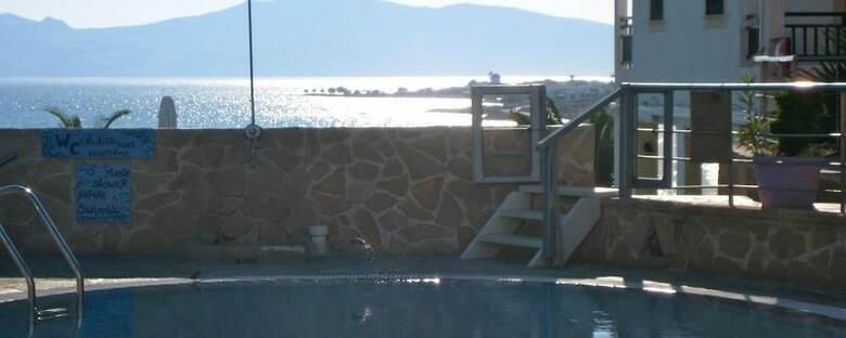 Hotel Milos