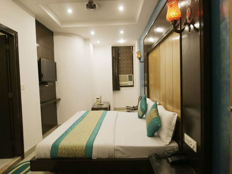 Oyo 6408 Hotel Delhi Heart