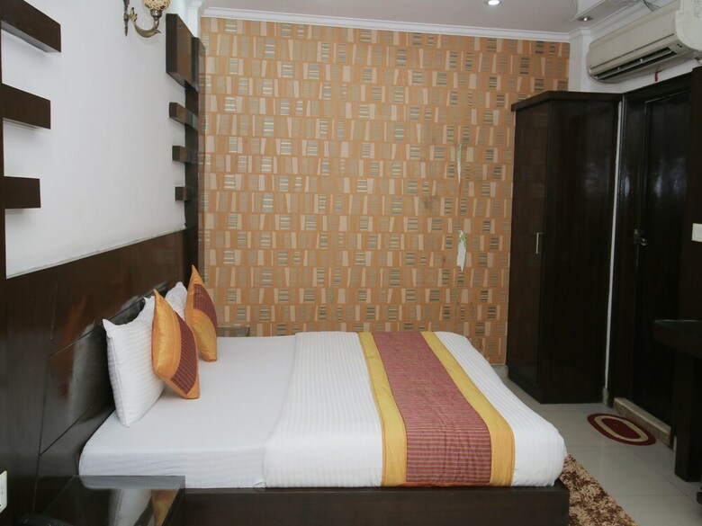 Oyo 6408 Hotel Delhi Heart