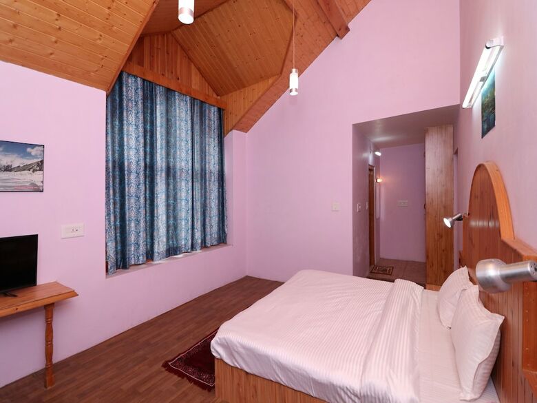 Hotel Oyo 13696 Home River Side Cottage Manali